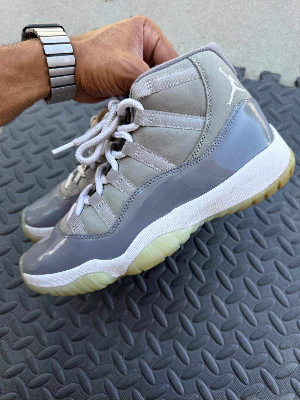 Jordan Men's Retro High Top Sneakers - Grey White